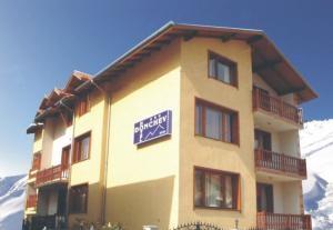 хотел Дончев - Снимка b_201110101353296 