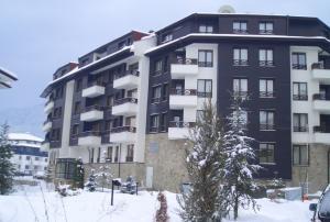 хотел Аспен Хаус 2 - Снимка b_201110111021426 