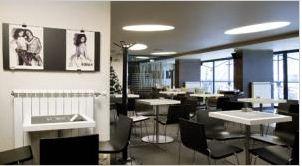 Upstairs - Снимка b_201110122232462 