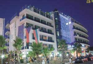 хотел Китен Бийч - Снимка b_201111091137386 