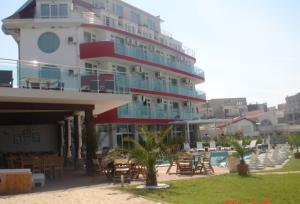 хотел Сънрайз-Лозенец - Снимка b_201111141143226 