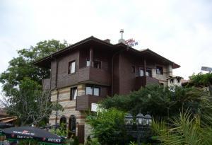 хотел Свети Стефан - Снимка b_201111241132046 