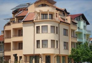 Хотел Авджиеви - Снимка b_201112191405426 