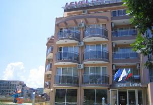 Хотел Левел - Снимка b_201112231218406 
