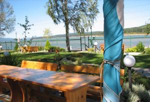 Хотел Иструм Парк - Снимка b_201201061230006 