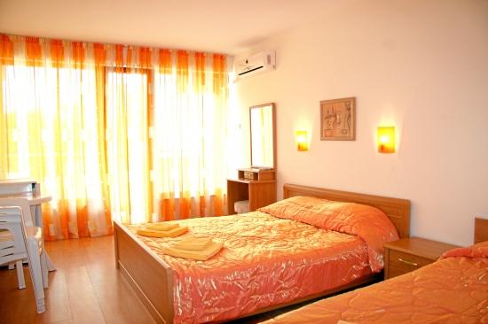 хотел Енерджи - Снимка b_20120109192835350 