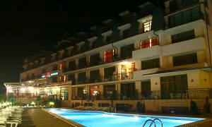 Хотел Джулия - Снимка b_201201101235386 