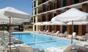 Хотел Галери Суитс - Снимка b_201201111115076 