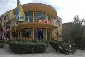 Хотел мотел Елеганс - Снимка b_201201121203076 