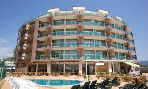 Хотел Бриз бийч корпус Б - Снимка b_201201221028276 