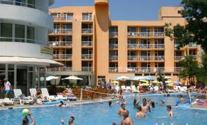 Хотел СЪН ПАЛАС - Снимка b_201201231147046 