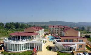 Хотел Сън Сити - Снимка b_201201241319466 