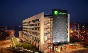 Хотел Холидей Инн София - Снимка b_201202151002266 