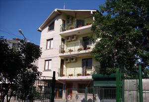 Хотел Топалови - Снимка b_201202271353386 