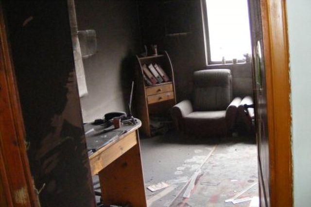 Изхвърляне на стари мебели и Извозване - Снимка b_201608262154511341 